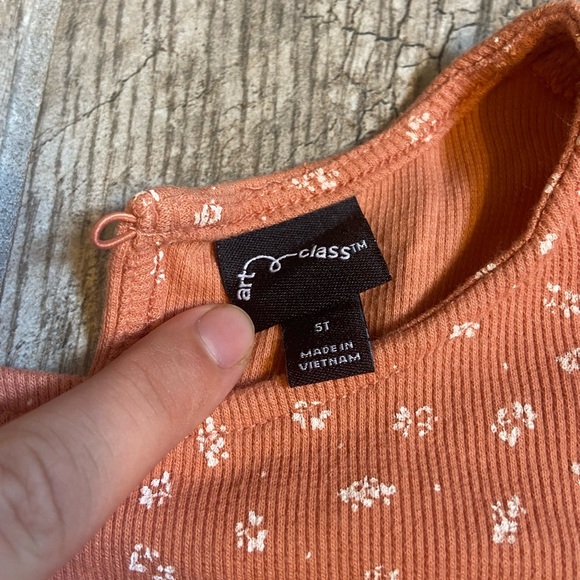 Lot of Two 5T Girls Clothes - Picture 3 of 4